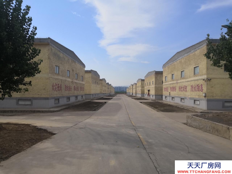 (出租) 大型倉庫出租，價(jià)格面議，可代收、代管、代發(fā)，整租、分租均可