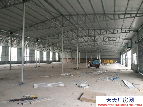 益陽市南縣區 縣新一中附近交通便利，200-3000平方大小不等分割。