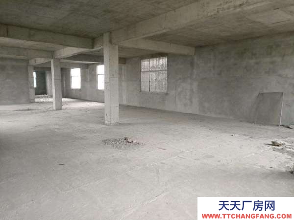 益陽(yáng)市南縣區(qū) 離城區(qū)兩里路五間門(mén)面可做倉(cāng)庫(kù)廠房