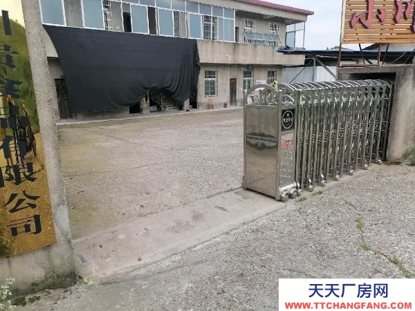 益陽市南縣區廠房靠近沱江，能方便進出大貨車。有上下2層倉庫，帶2套貨梯。