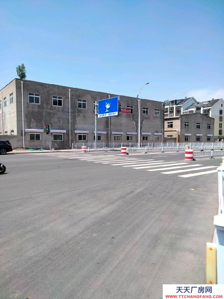 (出租)  天津河?xùn)|距二號橋輕軌站300米，龍峰路上，位置好