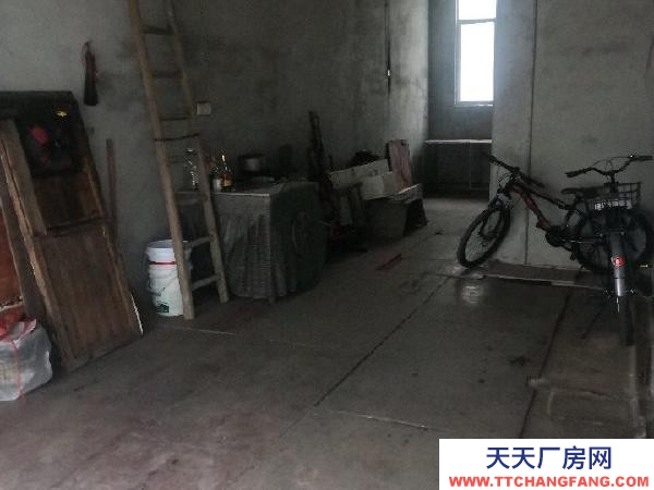 益陽市安化縣 進出方便，免費停車，小面積，做倉庫合適