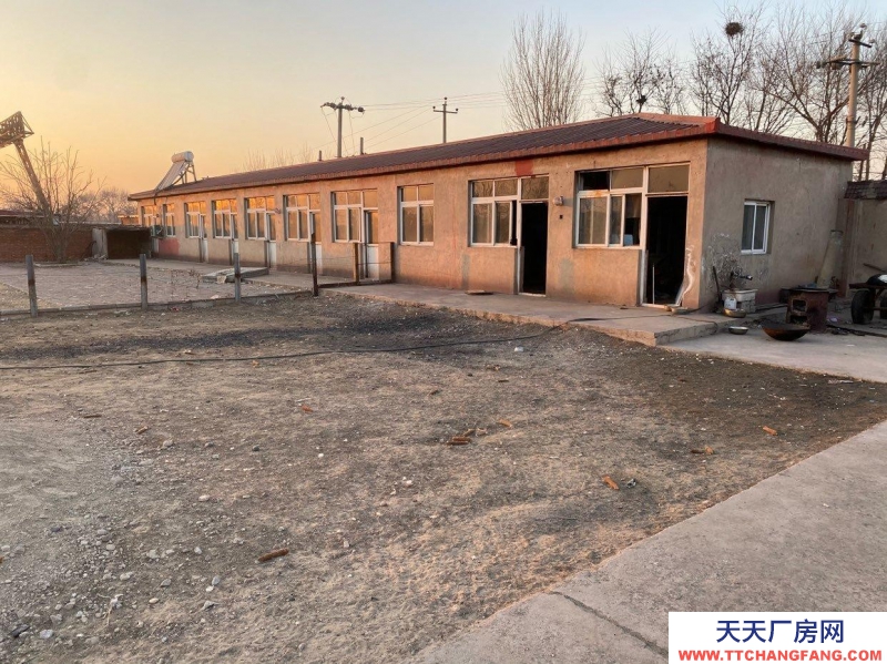 唐山 古治 機(jī)械加工廠，也可當(dāng)其他或者倉庫使用，水電齊全面積12畝