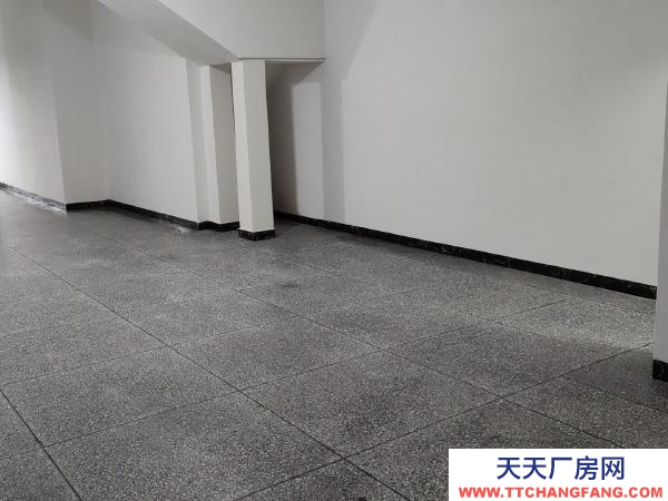 常德市澧縣東信建材城附近，交通方便，大小車都可以進(jìn)出