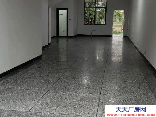 常德市澧縣東信建材城附近，交通方便，大小車都可以進出