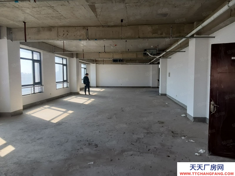 (出租) 天津津南正規(guī)園區(qū)環(huán)境優(yōu)美交通便利