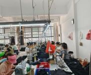 (出租) 黃岡浠水十月村望城崗廠房出租，原來做服裝的，2樓，有院子停車