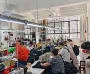 (出租) 黃岡浠水十月村望城崗廠房出租，原來做服裝的，2樓，有院子停車