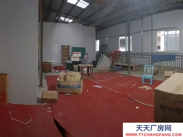 常德市漢壽縣二樓倉庫，附近交通方便，有廁所和簡易廚房，水電獨立