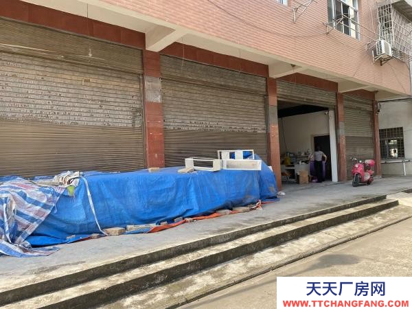 常德市津市區(qū)自建樓房四間寬敞門面