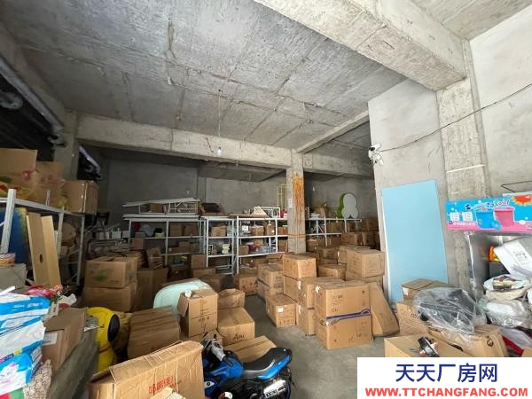 常德市津市區(qū)自建樓房四間寬敞門面
