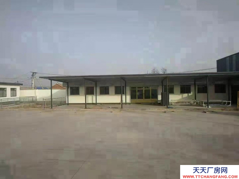 唐山 遵化 平安城鎮京秦高速口500米廠房一處，占地6.8畝。