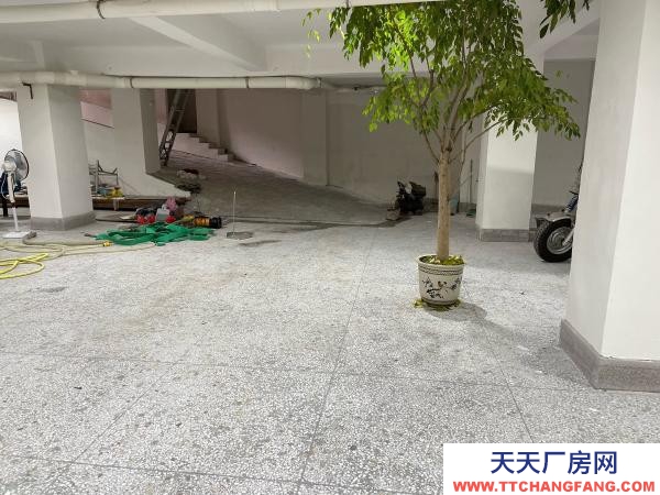 衡陽市雁峰區衡陽師范學院后門倉房倉庫出租