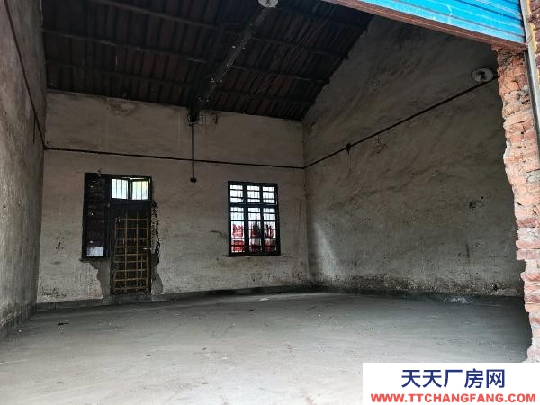 衡陽(yáng)市雁峰區(qū)在解放路25公司內(nèi),市中心地段