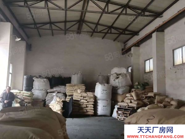 無錫宜興高塍2400方車間，獨門獨院180塊，場地寬闊方便掛車進出