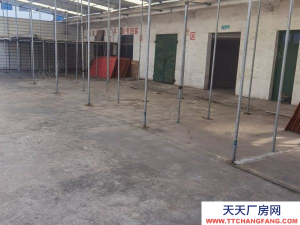 無錫宜興城區(qū)附近獨(dú)門獨(dú)院1800平方倉庫出租