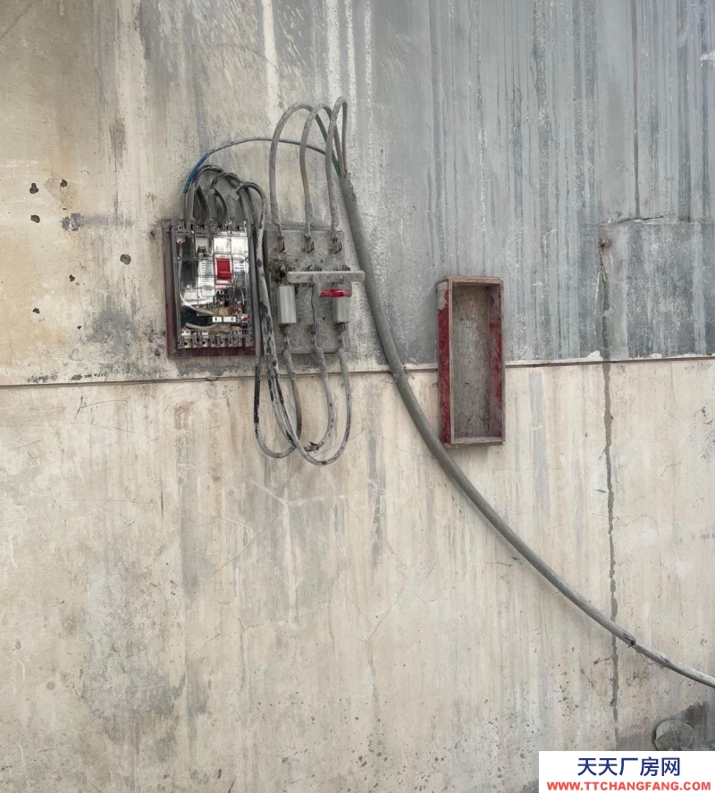 唐山 玉田 車間住宿一體化道邊200平米