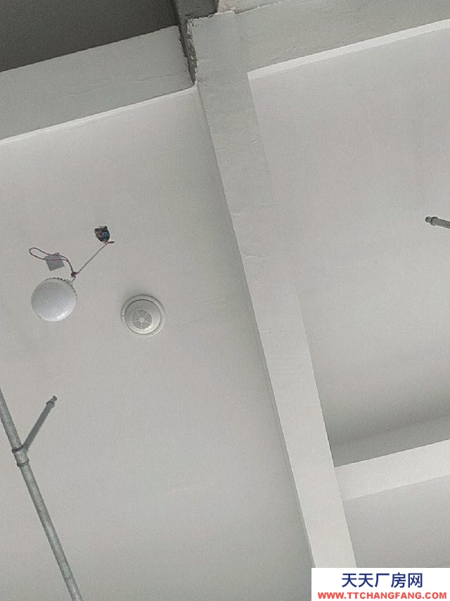 (出租)六安金安區 面積大房租便宜 ，可以直接做倉庫廠房