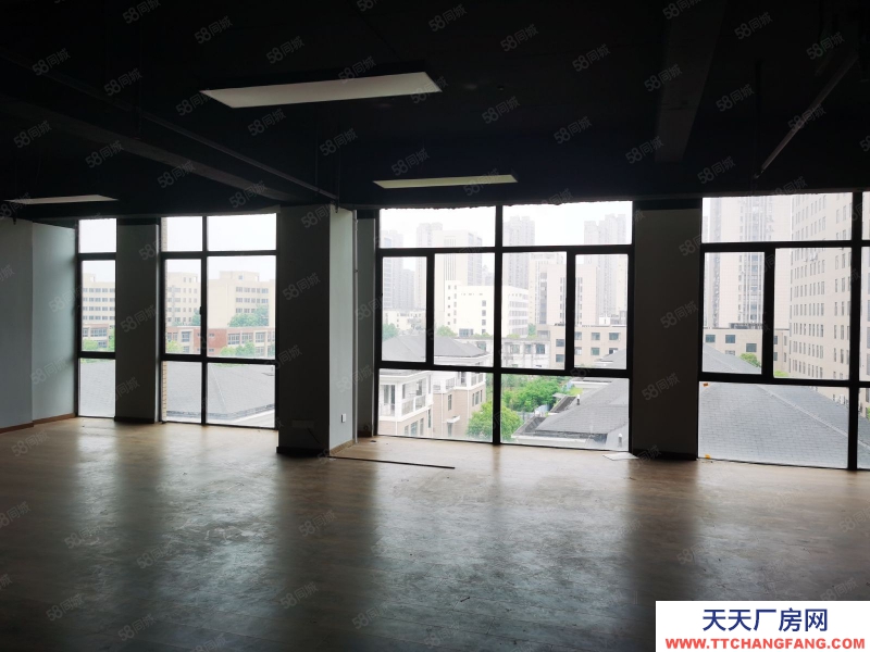 (出租) 馬鞍山花山辦公200平，倉儲120平，高速路口旁，招電商直播類企業