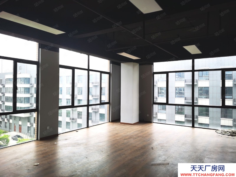 (出租) 馬鞍山花山辦公200平，倉儲120平，高速路口旁，招電商直播類企業