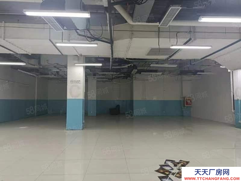 廊坊 廣陽   浙商廣場A座負一層，進出車方便。