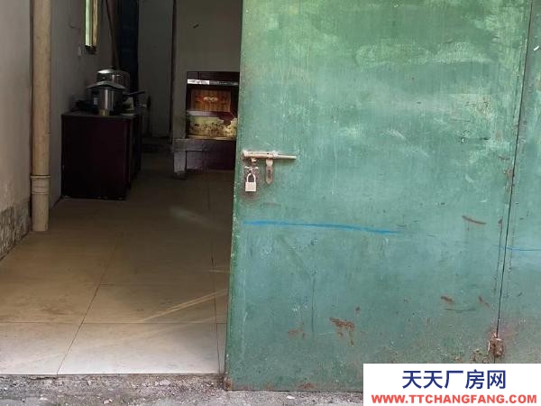 衡陽市衡南縣 車庫位于衡南縣三塘鎮太平洋小區，交通便，