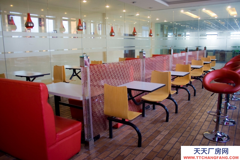 地鐵11號線直達、廠房/倉儲出租、即租即用、可直接拎包入住