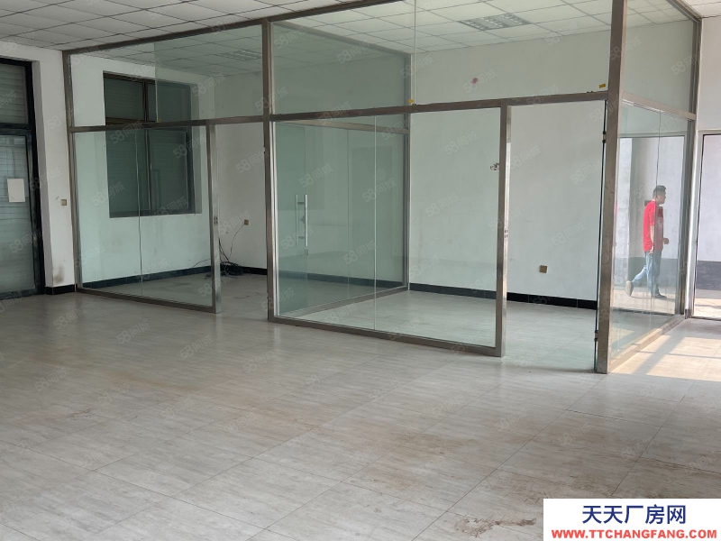 廊坊 固安 牛駝工業園區千平庫房，交通便利，緊鄰高速