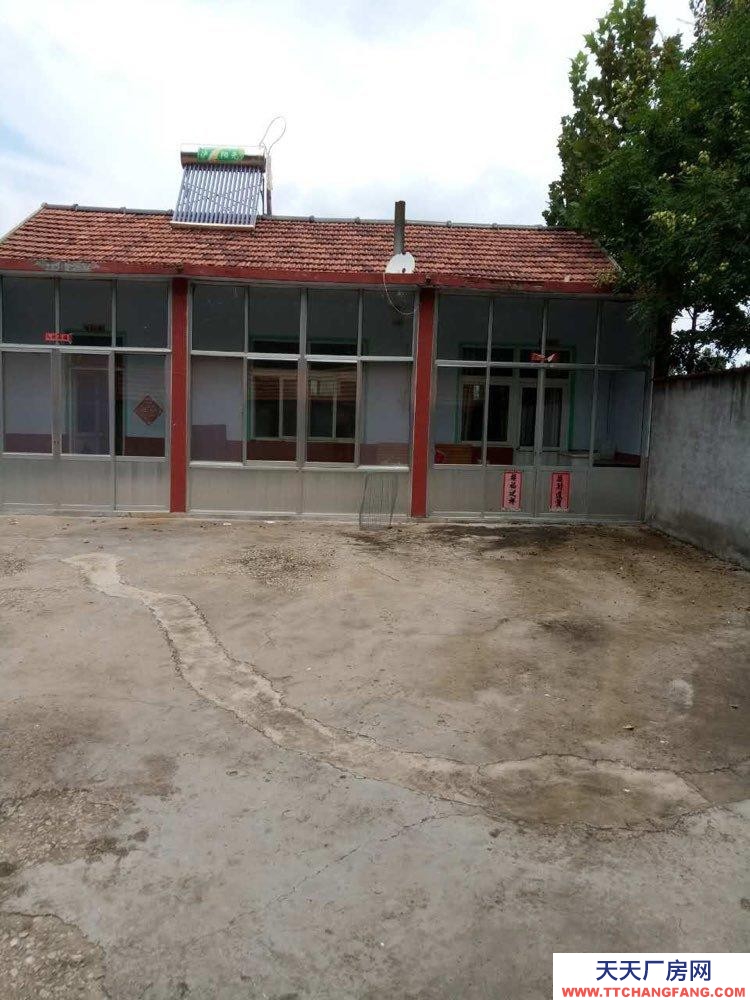 濰坊諸城市百尺河鎮(zhèn)岳溝村 養(yǎng)殖場(chǎng) 1400平米