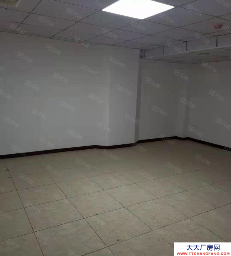 (出租)西安碑林 負一層互助路立交 640平可整租可分割，可做商鋪倉庫或辦公室