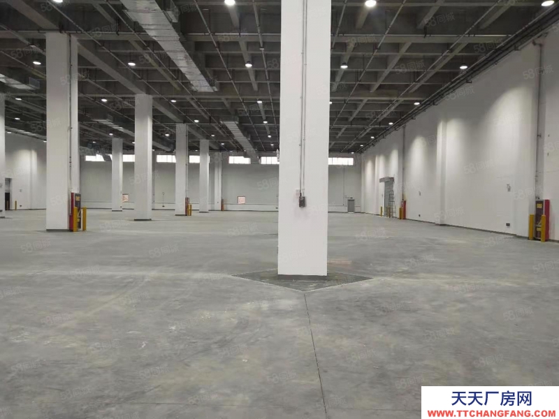 (出租) 西安灞橋國(guó)際港務(wù)區(qū) 市內(nèi)配送便利，藥品倉(cāng)，食品倉(cāng)佳地