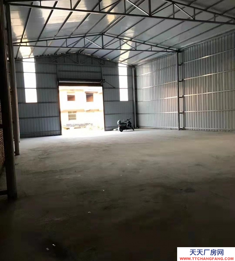 (出租)西安臨潼 溫州服裝城隔壁，庫房 小廠房 水電齊全 三項動力電