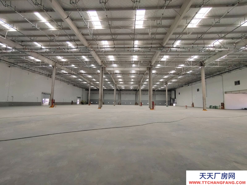 (出租)西安未央區 天章大道,草灘及高新有大面積單層廠房出租業態不限!