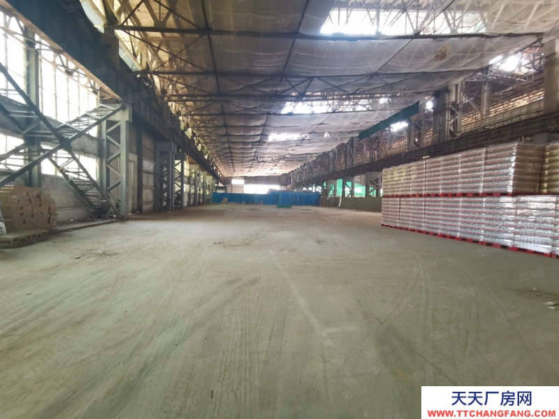 (出租) 西安連湖區3000平廠房 層高12米 價格30平可以分割隨時看房