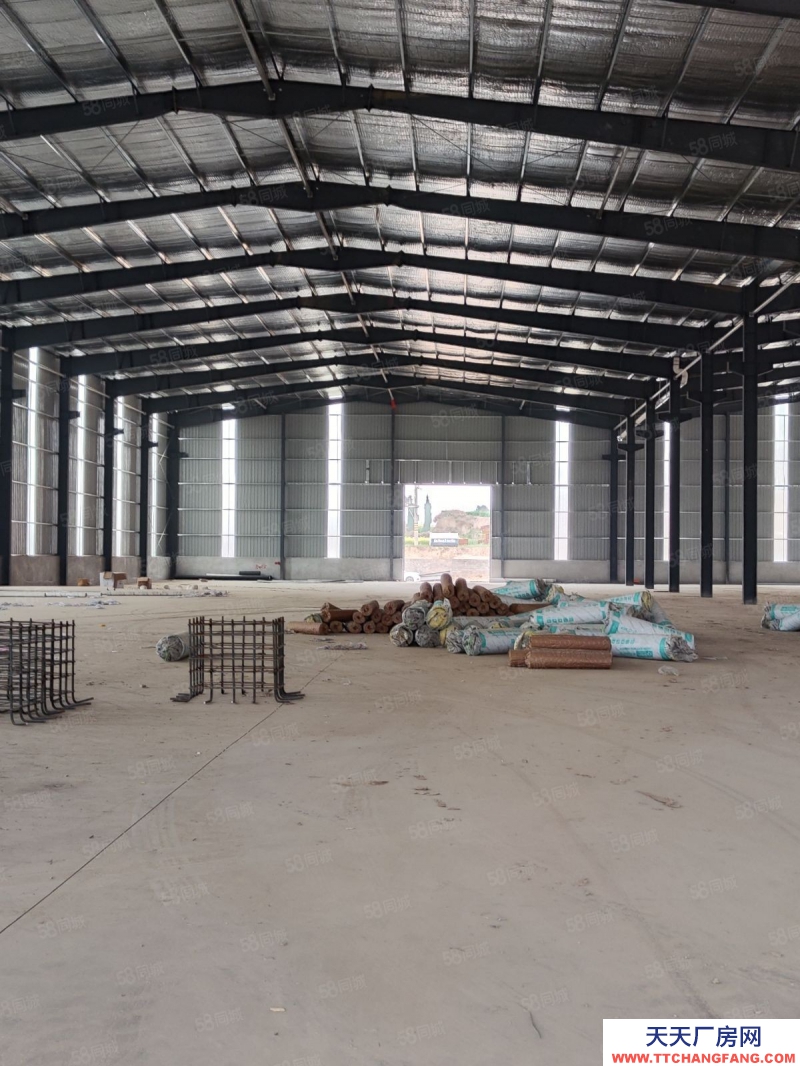 (出租)西安 灞橋工業園區豁口1600平標準廠房出租！