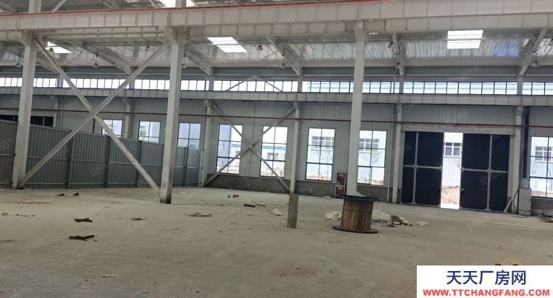 (出租)西安 高陵標準廠房，可進大車，可辦評?？偯娣e5600平米。