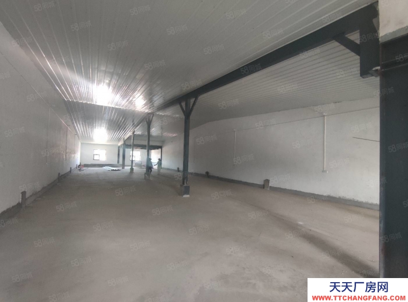 (出租) 西安藍田101省道臨街1500平廠房，帶有辦公住宿！