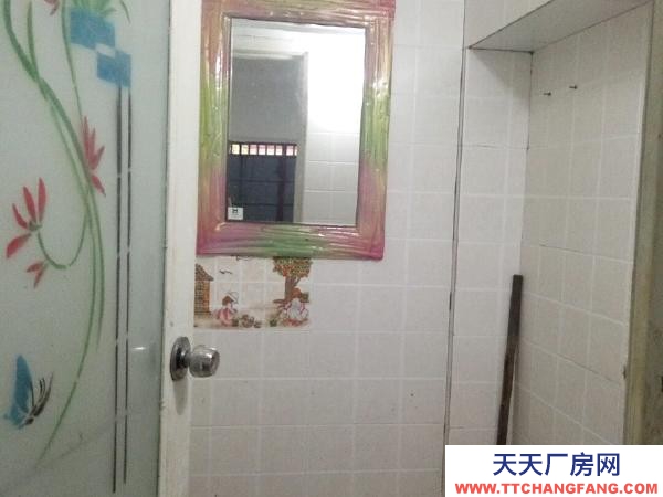 衡陽市衡東縣 在河西安置區，年租，一次性付清，可做倉庫