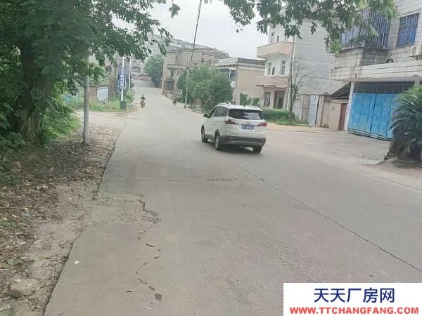 衡陽市衡山縣  衡山大橋旁磚砌結構160m2倉庫整租（靠橋頭）