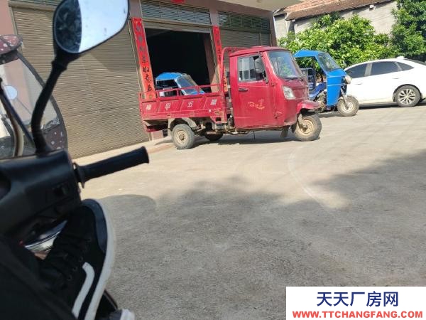 衡陽市衡山縣  衡山大橋旁磚砌結構160m2倉庫整租（靠橋頭）