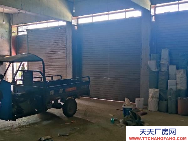 衡陽市衡山縣 衡山橋頭附近位置方便可停大車