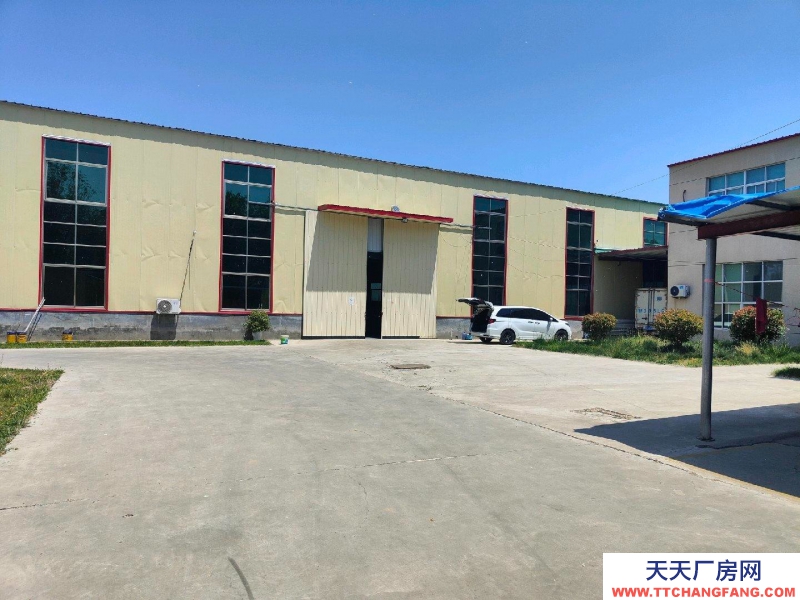 濟寧金鄉誠心出售，金鄉105國道旁，3000平新建廠房誠心出售。