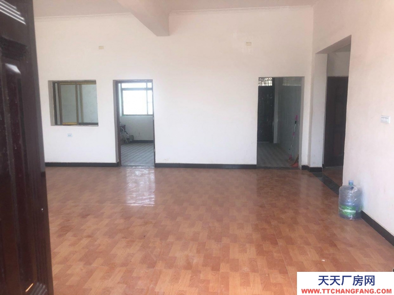 (出租) 咸陽渭城民房院子大房屋格局3室一廳有后院。廁所在房內。