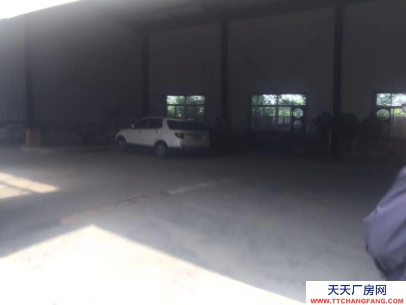 (出租) 咸陽渭城廠房優(yōu)惠，急需出租，面積大，辦公室多。