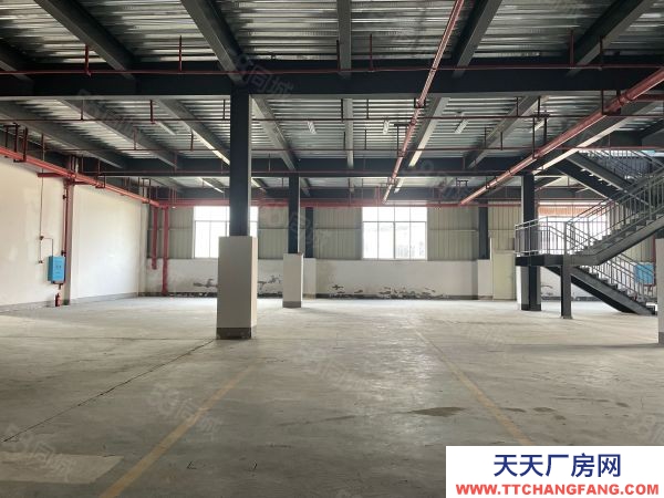 湘潭市岳塘區，滬昆高速旁倉庫可按需起租，丙類消防