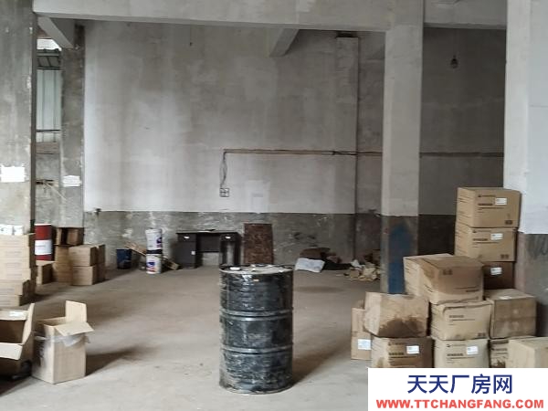 湘潭市岳塘區(qū) 本廠房位于雨湖區(qū)潭昭路瑞豐蔬菜批發(fā)市場(chǎng)