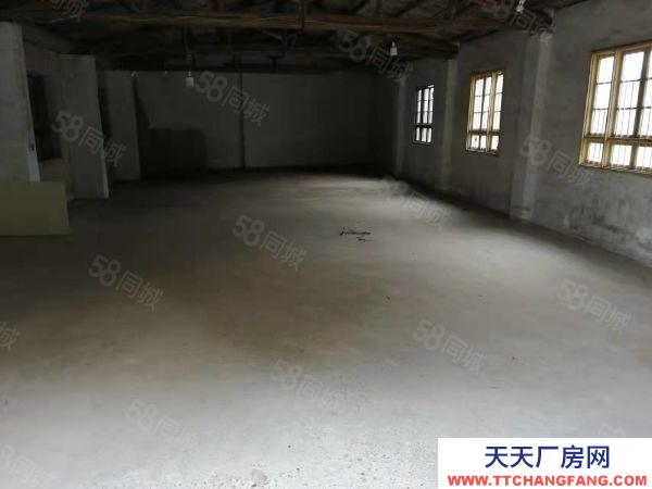 湘潭市雨湖區(qū) 房東直租！湘潭義烏小商品城附近標(biāo)準(zhǔn)廠房倉庫低價(jià)出租