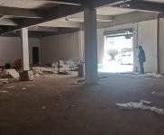 (出租) 出租荊門京山城區(qū)毓秀學(xué)城門面當倉庫出租，可做加工