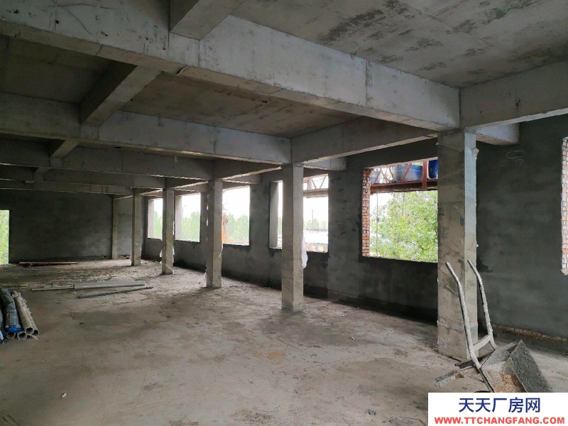 濟寧梁山西環路口，地理位置優越