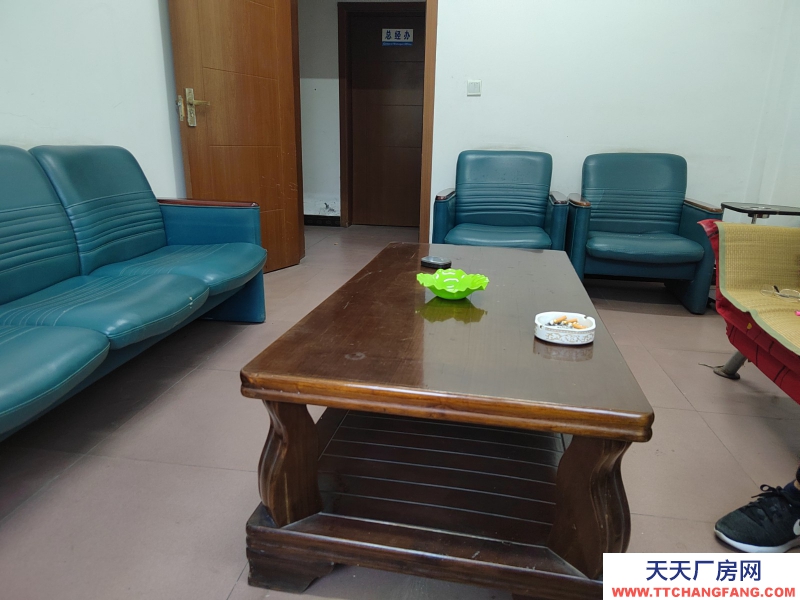 成都市崇州經濟開發區34畝雙證重鋼結構廠房出售可貸款